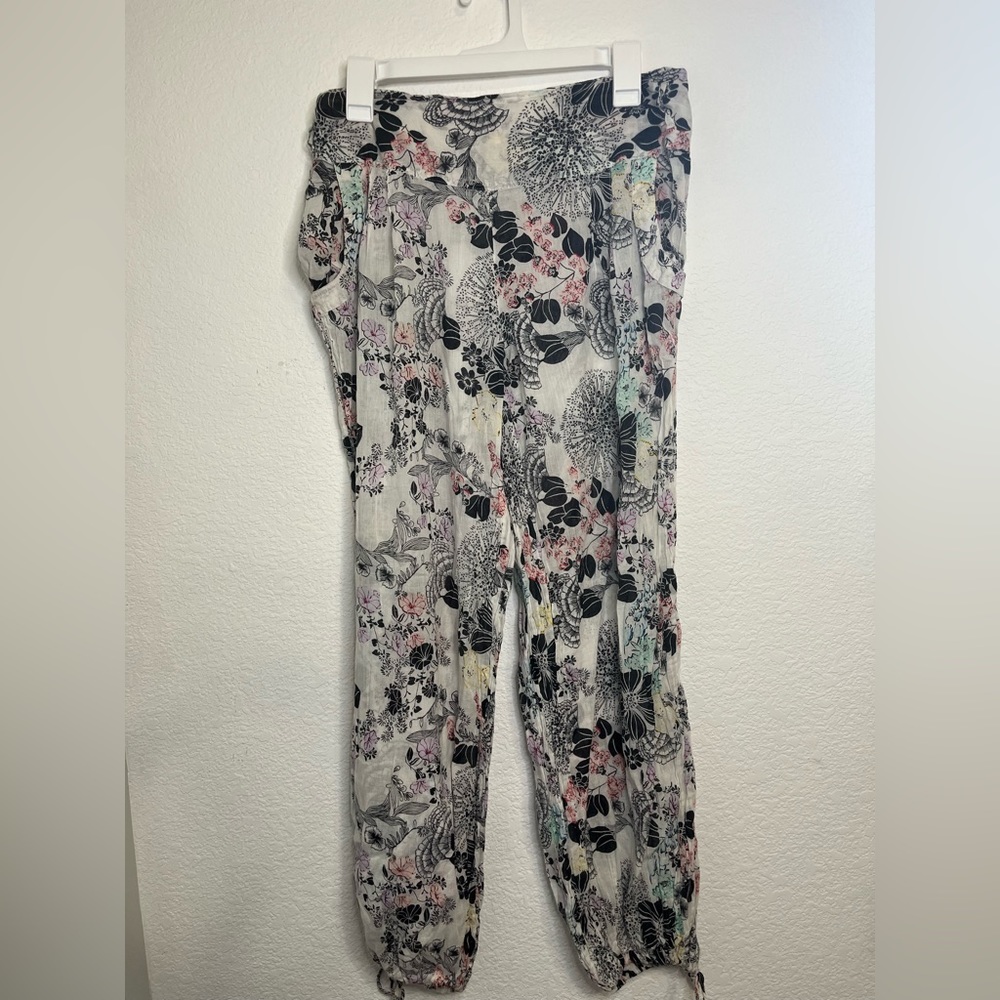 Magazine floral wide pants